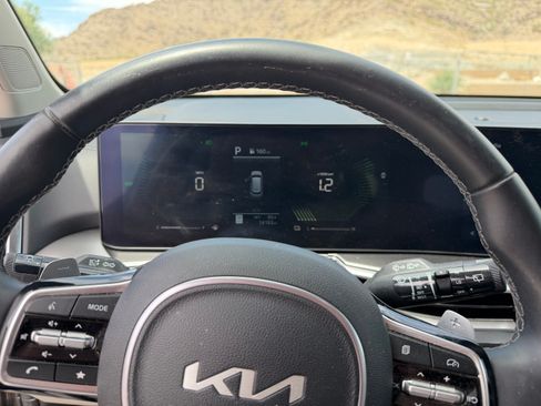 Used 2025 Kia Sorento EX w/ EX Panoramic Sunroof Package AWD/4WD image 5