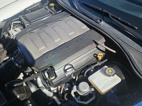 Used 2019 Chevrolet Corvette Stingray Coupe w/ 2LT Preferred Equipment Group image 23