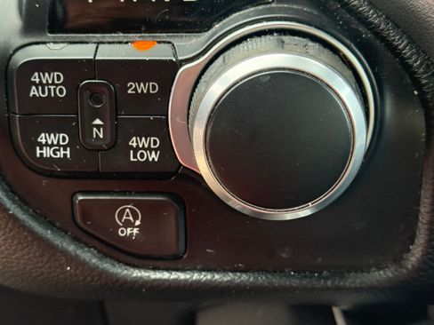 Used 2019 RAM 1500 Big Horn AWD/4WD image 8