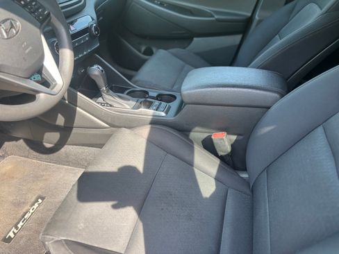 Used 2016 Hyundai Tucson SE w/ Option Group 02 AWD/4WD image 14