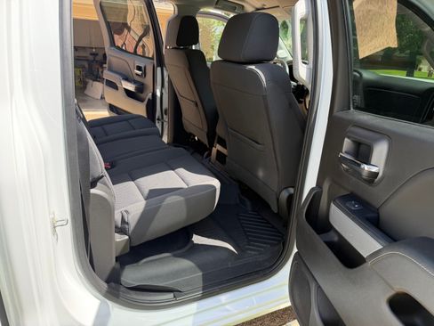 Used 2019 Chevrolet Silverado 2500 LT w/ LT Convenience Package AWD/4WD image 14