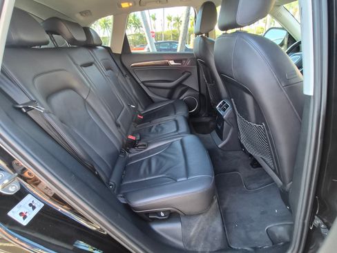 Used 2016 Audi Q5 2.0T Premium Plus w/ Technology Package image 19