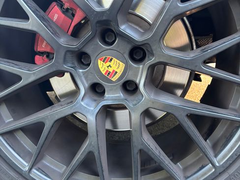 Used 2017 Porsche Macan GTS AWD/4WD image 9