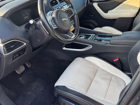 Used 2018 Jaguar F-PACE R-Sport AWD/4WD image 22