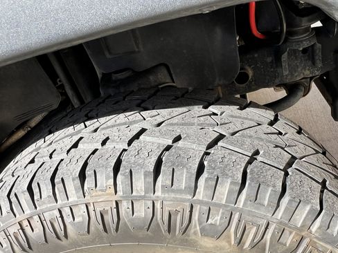 Used 2017 Jeep Wrangler Unlimited Rubicon w/ Connectivity Group image 22