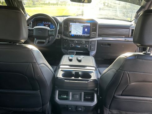 Used 2024 Ford F150 Lariat w/ FX4 Off-Road Package image 11