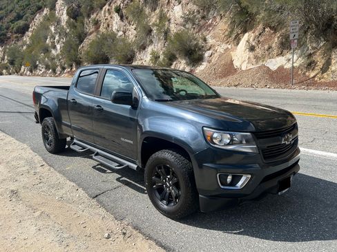 Used 2017 Chevrolet Colorado Z71 image 1