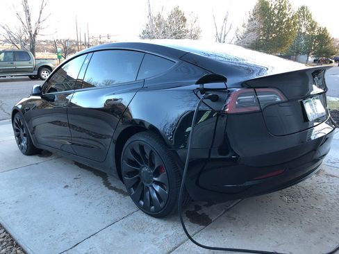 Used 2023 Tesla Model 3 Performance image 9