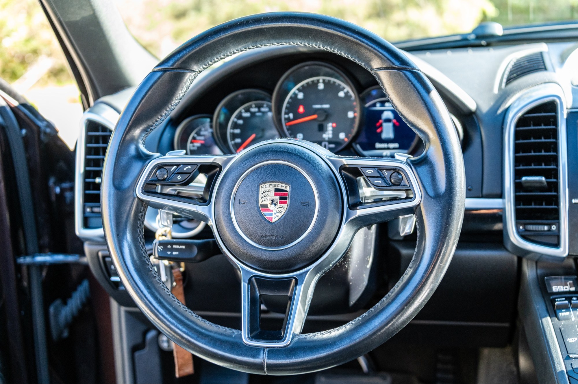 Used 2016 Porsche Cayenne Diesel AWD/4WD image 19