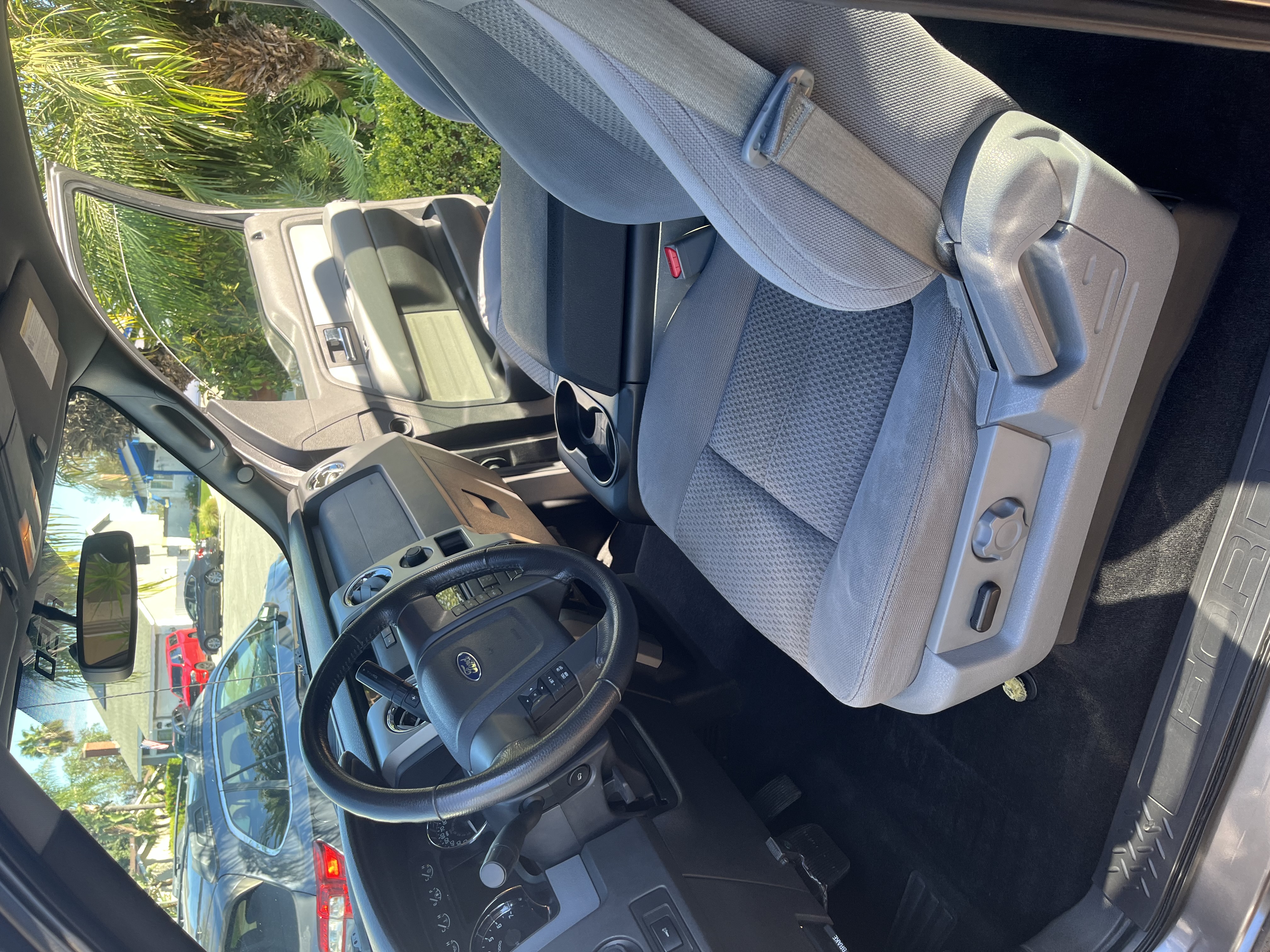 Used 2012 Ford F150 XLT w/ XLT Chrome Pkg RWD image 13