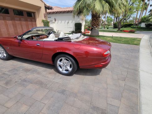 Used 1998 Jaguar XK8 Convertible image 5