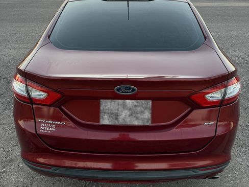 Used 2014 Ford Fusion SE image 6