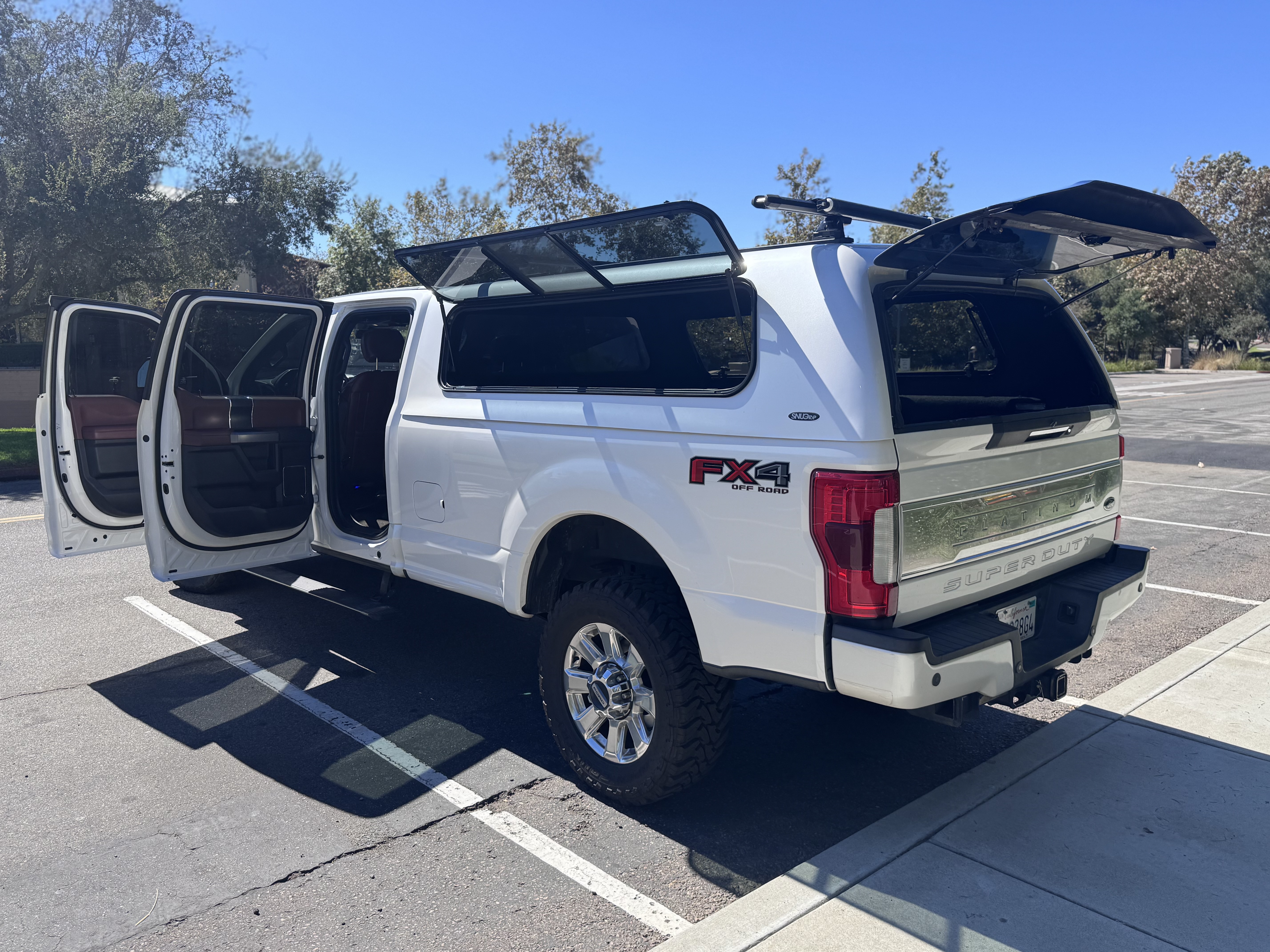 Used 2018 Ford F350 Platinum w/ Platinum Ultimate Package AWD/4WD image 11