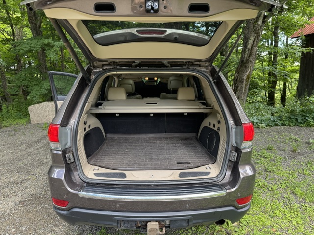 Used 2019 Jeep Grand Cherokee Limited w/ Luxury Group II AWD/4WD image 22