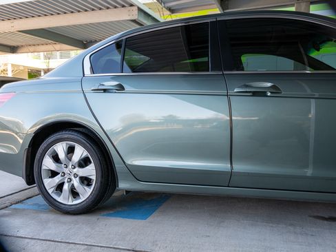 Used 2009 Honda Accord EX image 13