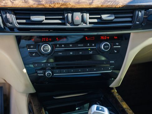 Used 2015 BMW X5 sDrive35i image 12