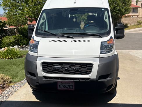 Used 2021 RAM ProMaster 2500 FWD image 1