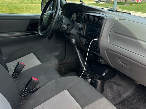 Used 2011 Ford Ranger Sport AWD/4WD image 4