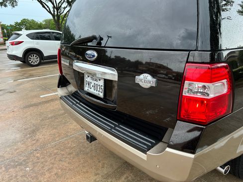 Used 2013 Ford Expedition EL King Ranch RWD image 9