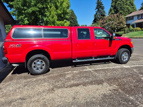 Used 2012 Ford F250 Lariat w/ Chrome Pkg image 1