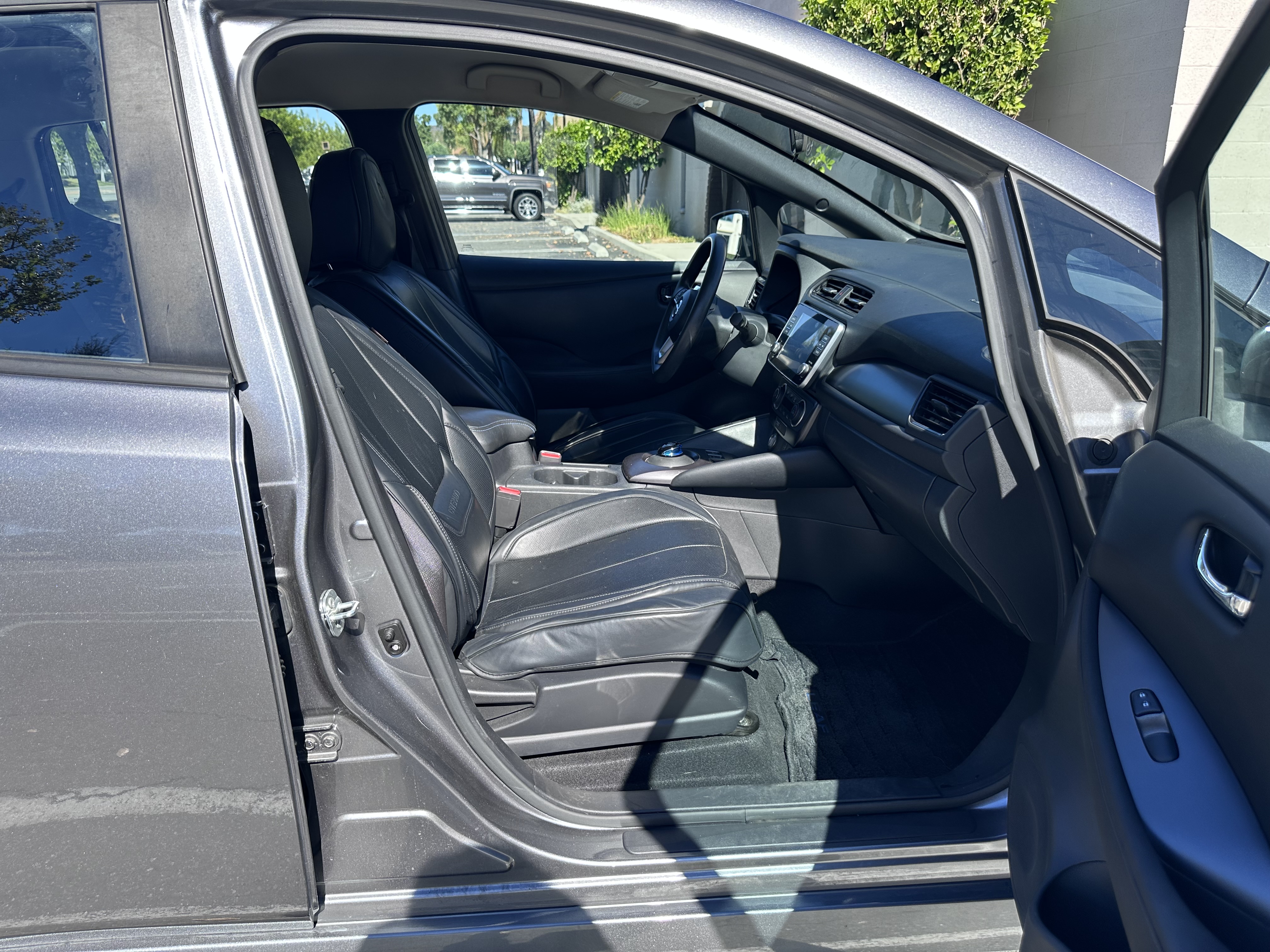 Used 2021 Nissan Leaf S w/ S Charge Package FWD image 8
