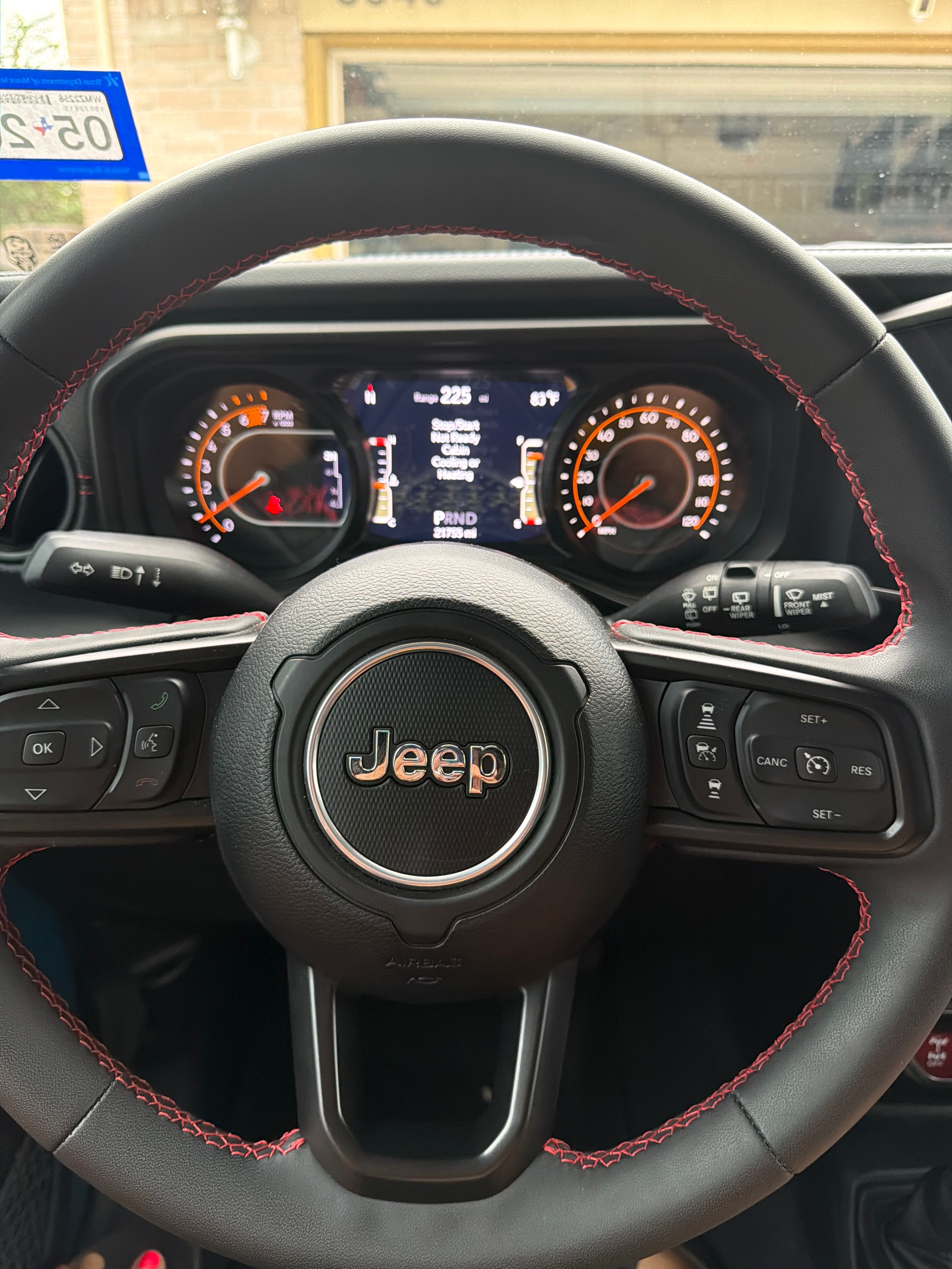 Used 2024 Jeep Wrangler Unlimited Rubicon w/ Technology Group AWD/4WD image 9