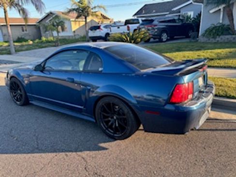 Used 2000 Ford Mustang GT image 2