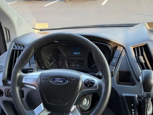 Used 2019 Ford Transit 250 148 High Roof Extended RWD image 9