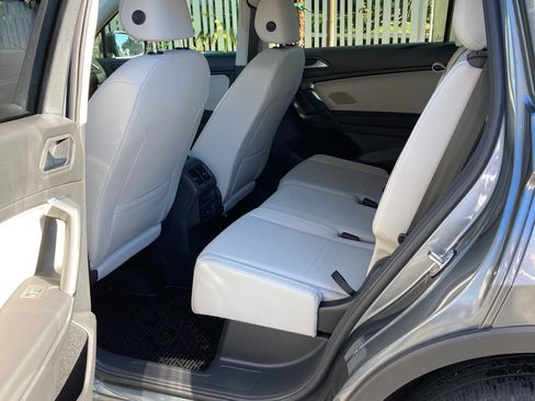 Used 2019 Volkswagen Tiguan SE image 8