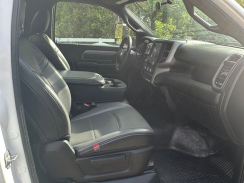 Used 2022 RAM 3500 Tradesman image 15