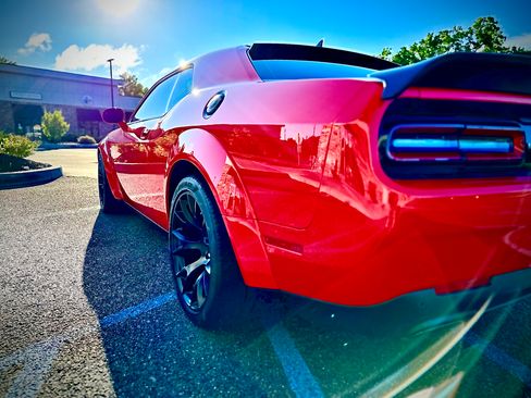 Used 2023 Dodge Challenger SRT Hellcat image 10