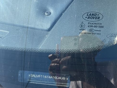 Used 2004 Land Rover Range Rover HSE image 13