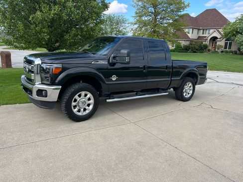 Used 2012 Ford F250 Lariat w/ Lariat Interior Pkg image 6
