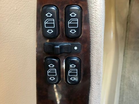 Used 2002 Mercedes-Benz S 500 image 14