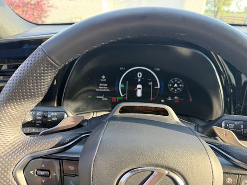 Used 2026 Lexus TX 500h AWD w/ Technology Package image 14