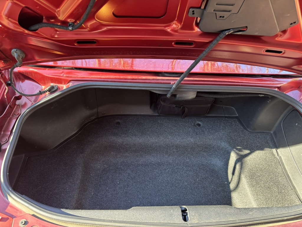 Used 2010 MAZDA MX-5 Miata Grand Touring w/ Premium Pkg RWD image 15