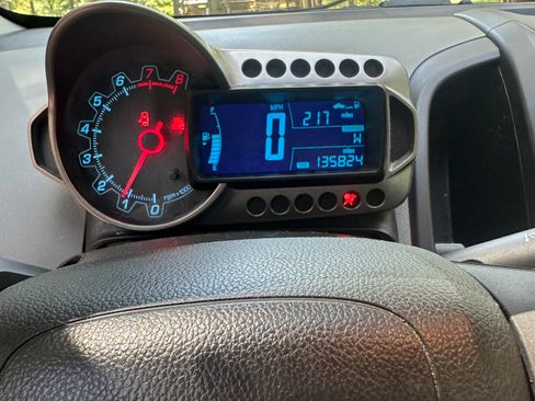 Used 2012 Chevrolet Sonic LS image 15