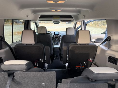 Used 2022 Ford Transit Connect XLT w/ Trailer Tow Package image 19