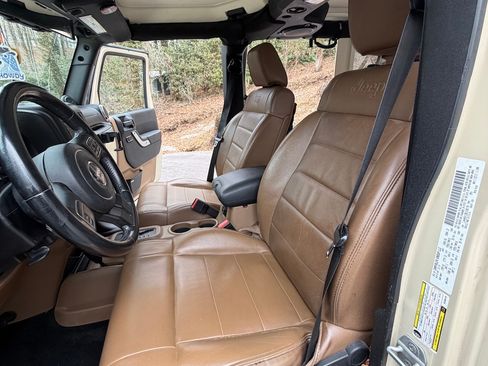 Used 2011 Jeep Wrangler Unlimited Sahara w/ Dual Top Group image 14