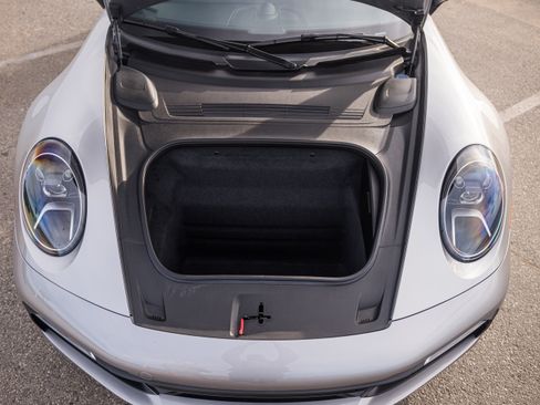 Used 2020 Porsche 911 Carrera S image 15