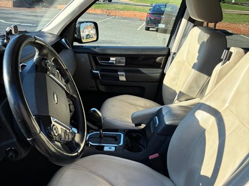 Used 2013 Land Rover LR4 HSE LUX image 9