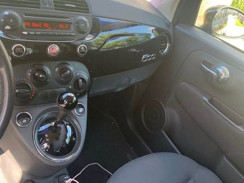 Used 2015 FIAT 500 Pop image 2