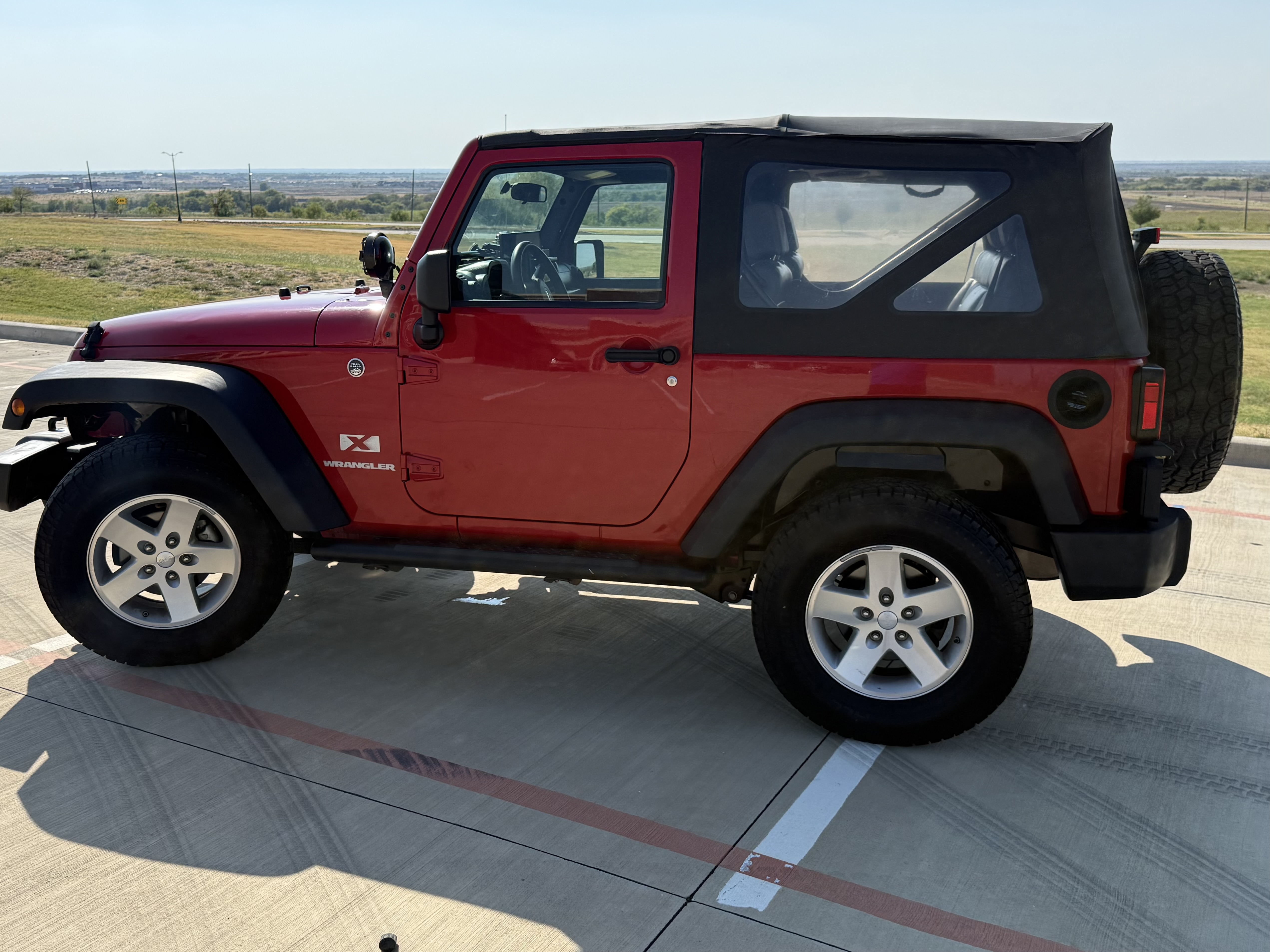 Used 2009 Jeep Wrangler X AWD/4WD image 2
