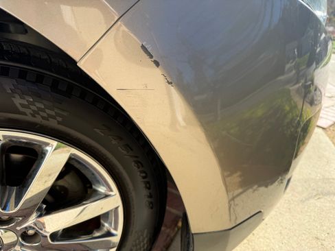 Used 2013 Ford Edge SEL image 9