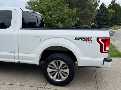 Used 2017 Ford F150 XL w/ Equipment Group 101A Mid AWD/4WD image 8