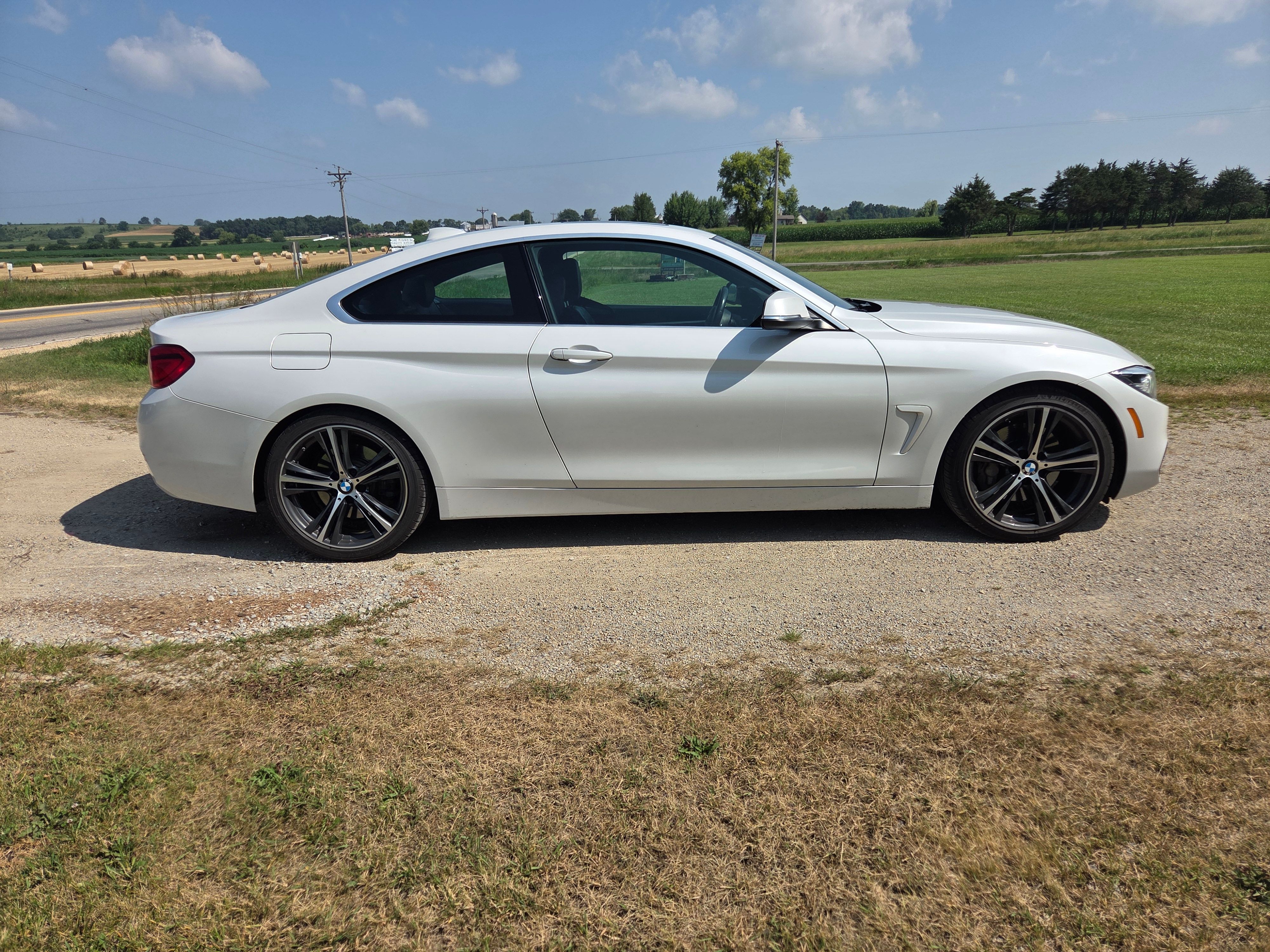 Used 2018 BMW 440i Coupe RWD image 2