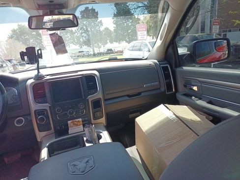 Used 2018 RAM 1500 Lone Star image 27