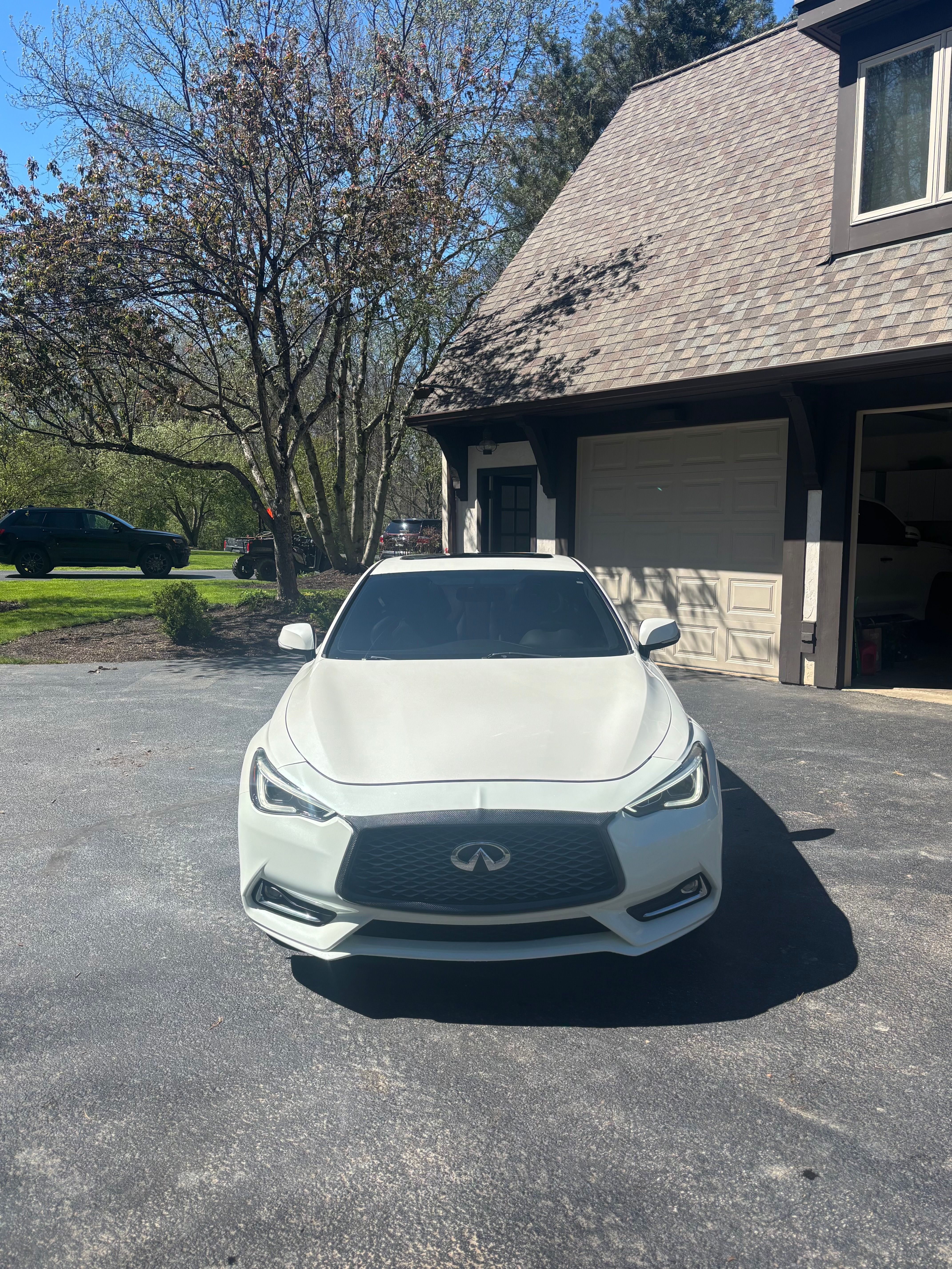 Used 2017 INFINITI Q60 3.0t w/ Premium Plus Package 3.0T AWD/4WD image 12