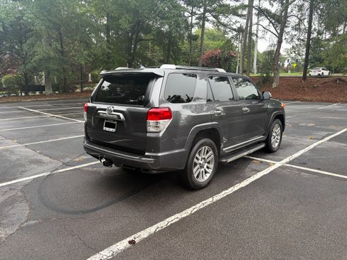 Used 2012 Toyota 4Runner Limited AWD/4WD image 6