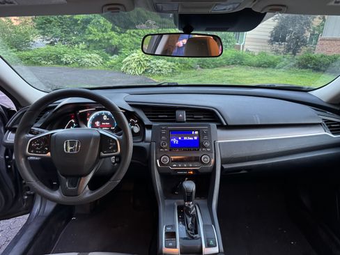 Used 2019 Honda Civic LX image 6